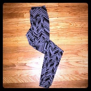 NIKE - high waisted dry fit leggings - sz XS